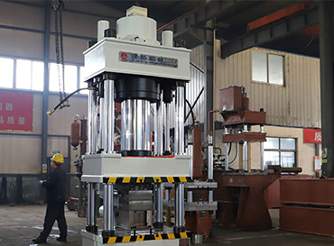 四柱液壓機怎麼檢測液壓油